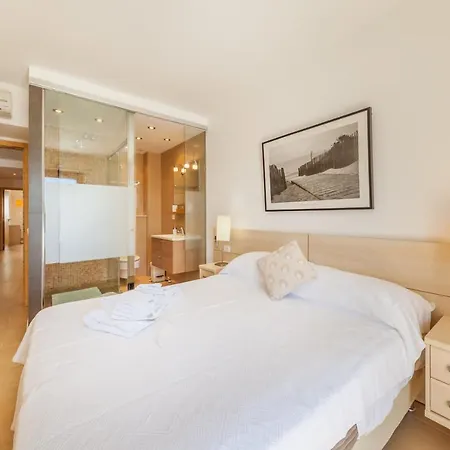 Seafront Iru Apartment